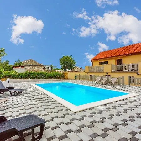 Idyllisches Mit Privatpool, Meerblick Und Flughafentransfer Сasa de vacaciones *