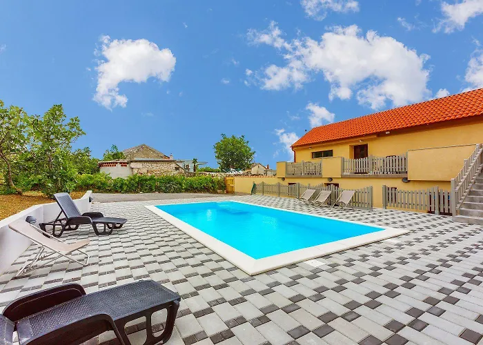 Idyllisches Mit Privatpool, Meerblick Und Flughafentransfer Сasa de vacaciones *
