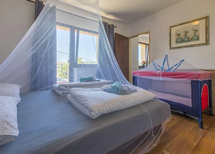 Idyllisches Mit Privatpool, Meerblick Und Flughafentransfer * Bribir