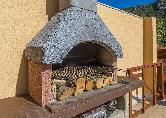 Nyaraló Idyllisches Mit Privatpool, Meerblick Und Flughafentransfer *