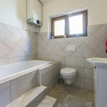 Idyllisches Mit Privatpool, Meerblick Und Flughafentransfer Holiday home *