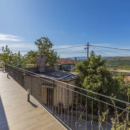 Idyllisches Mit Privatpool, Meerblick Und Flughafentransfer * Bribir (Primorje-Gorski Kotar)